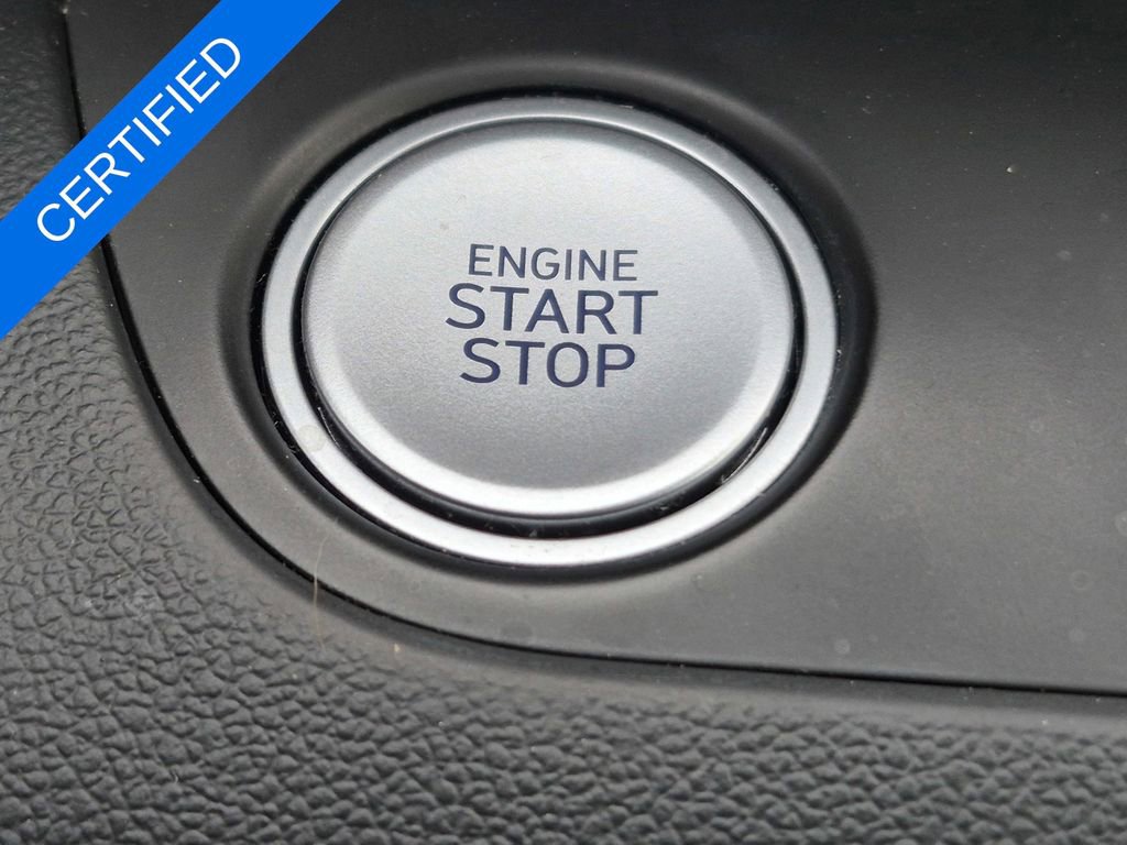 Used 2024 Hyundai Elantra Limited image 29