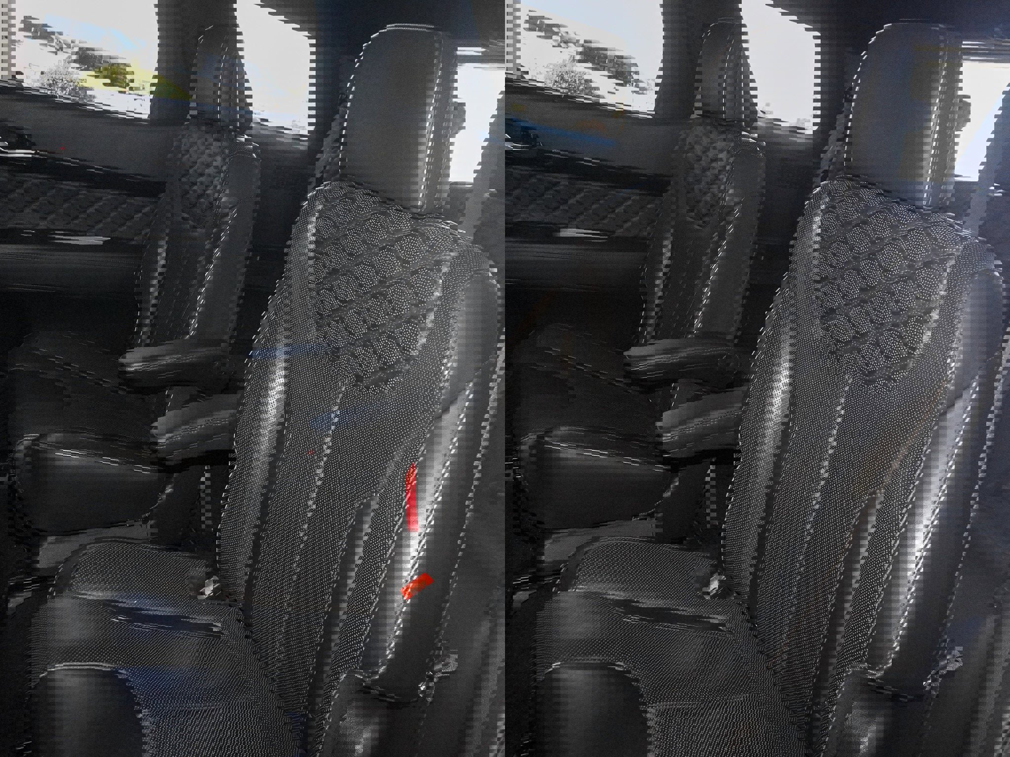 Used 2021 Hyundai Palisade Calligraphy image 38