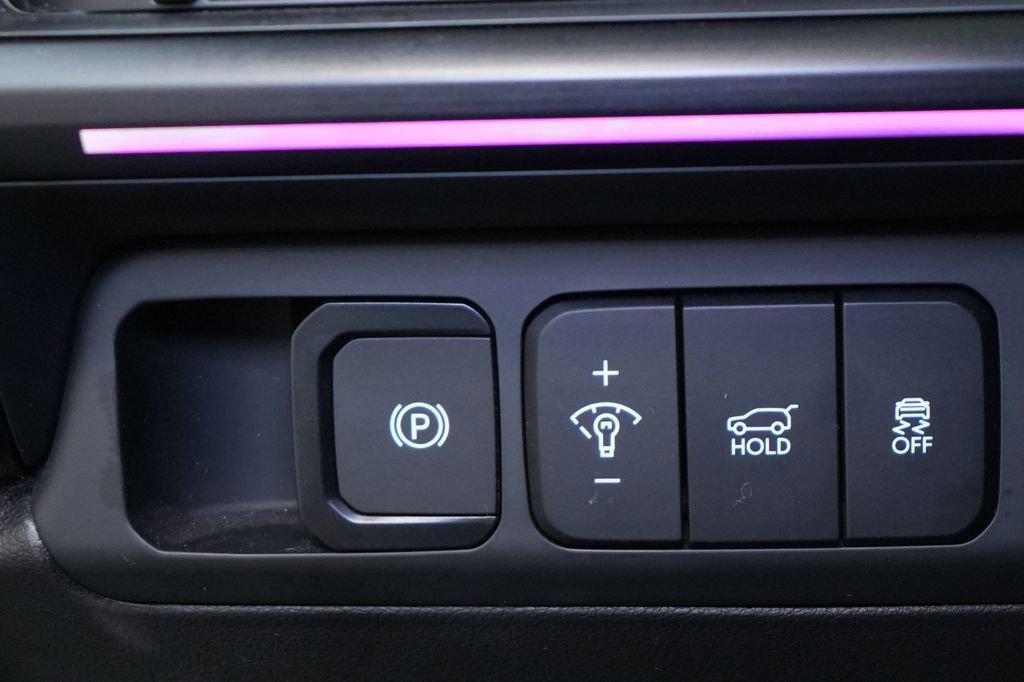 Used 2025 Hyundai Santa Fe Calligraphy image 50