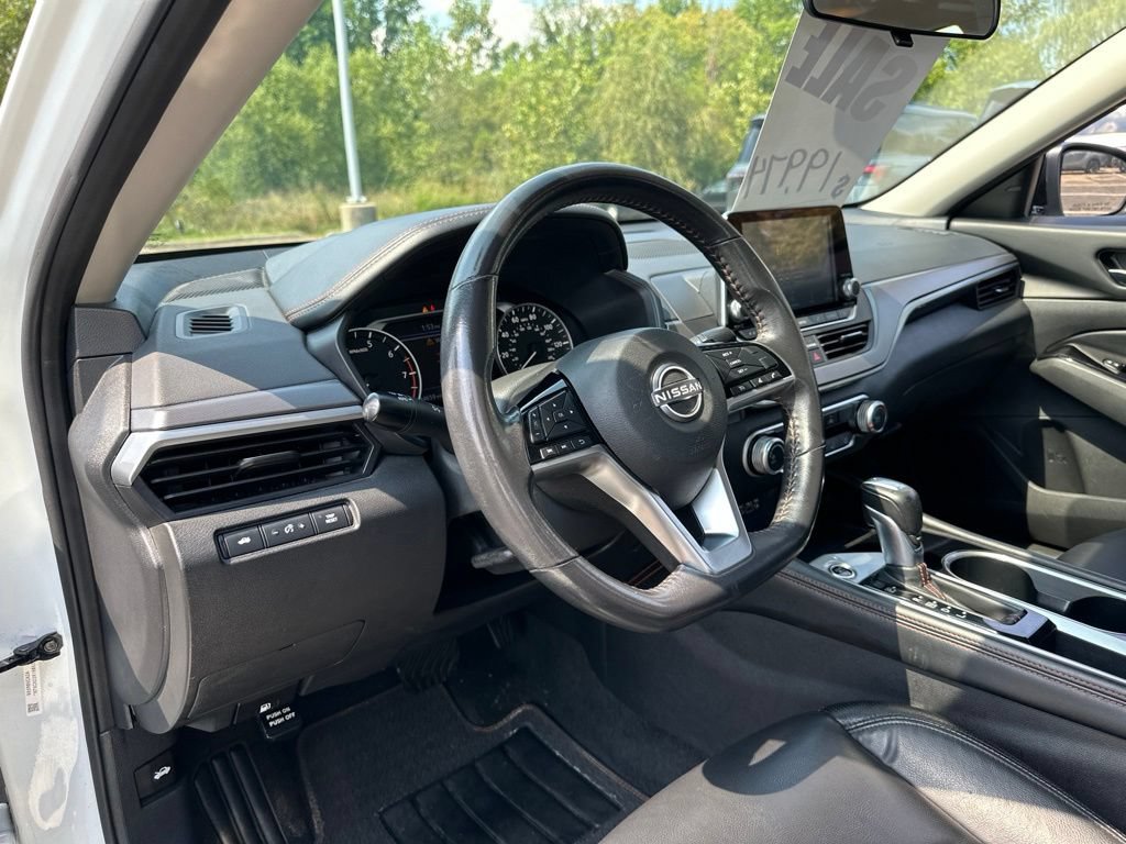 Used 2024 Nissan Altima 2.5 SR FWD image 36