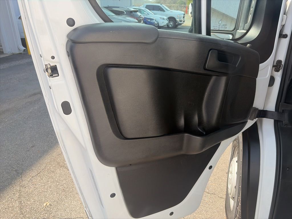 Used 2023 RAM ProMaster 2500 image 13
