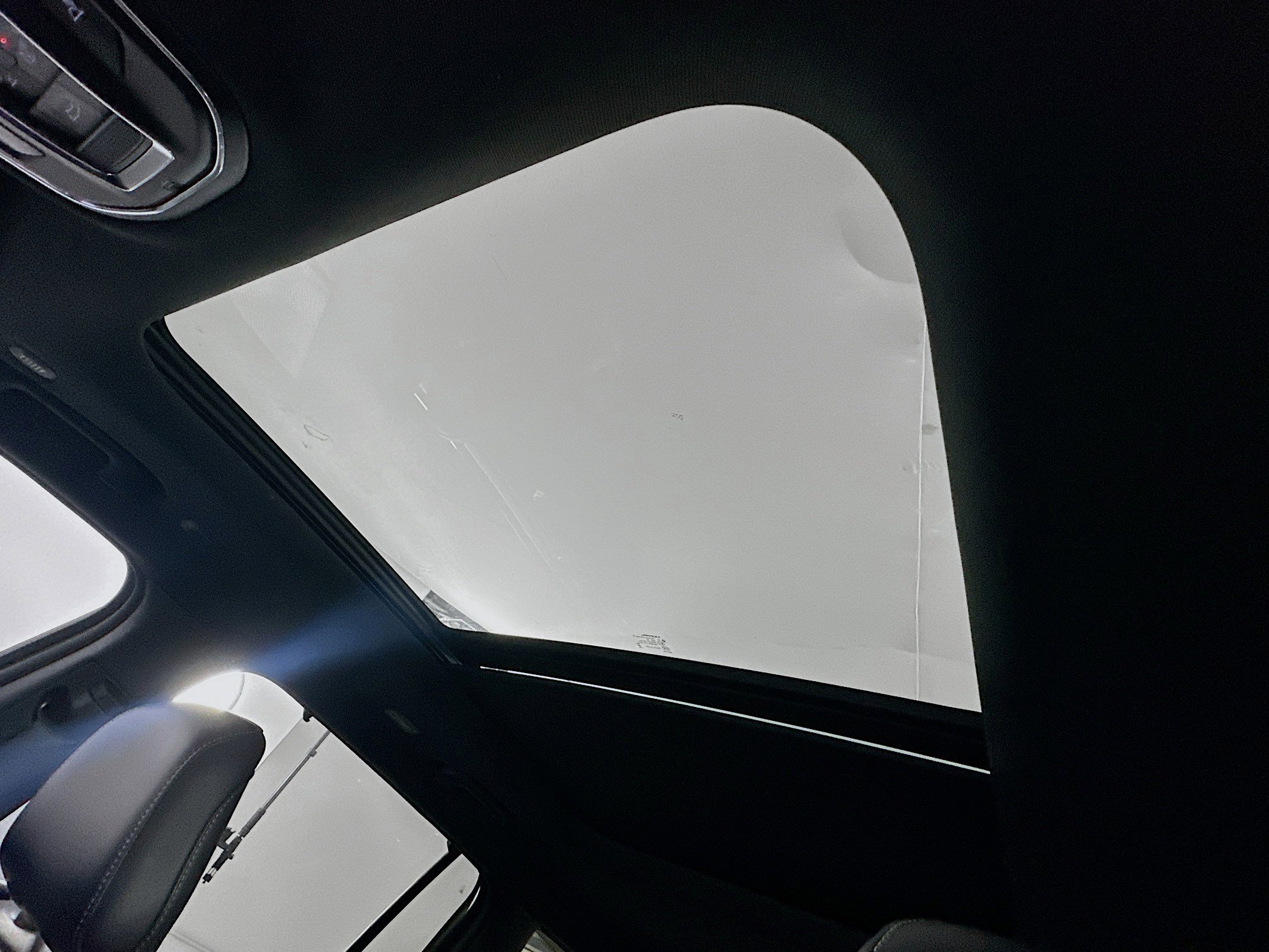 Used 2024 Jeep Grand Cherokee L Limited w/ Luxury Tech Group II image 26