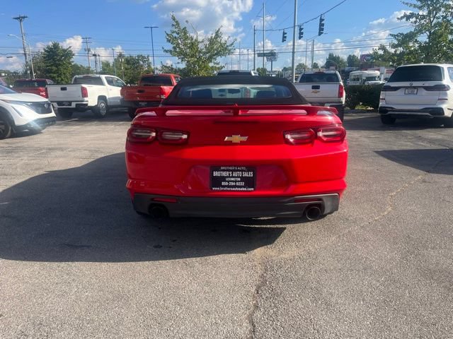 Used 2019 Chevrolet Camaro LT RWD image 6