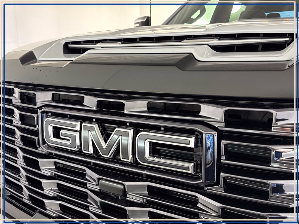 New 2026 GMC Sierra 3500 Denali Ultimate AWD/4WD image 36