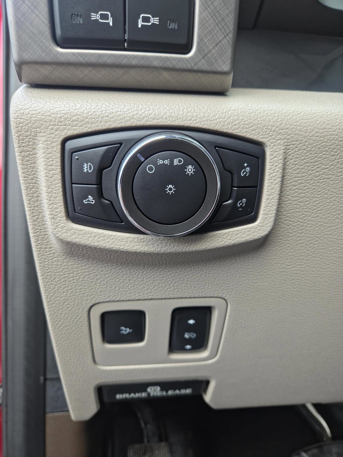 Used 2019 Ford F250 Limited image 22