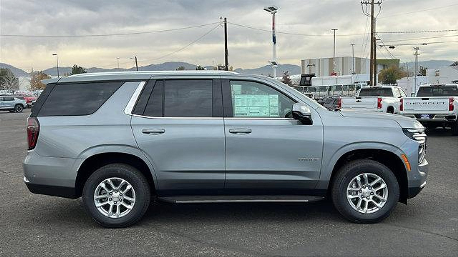 New 2026 Chevrolet Tahoe LS image 4