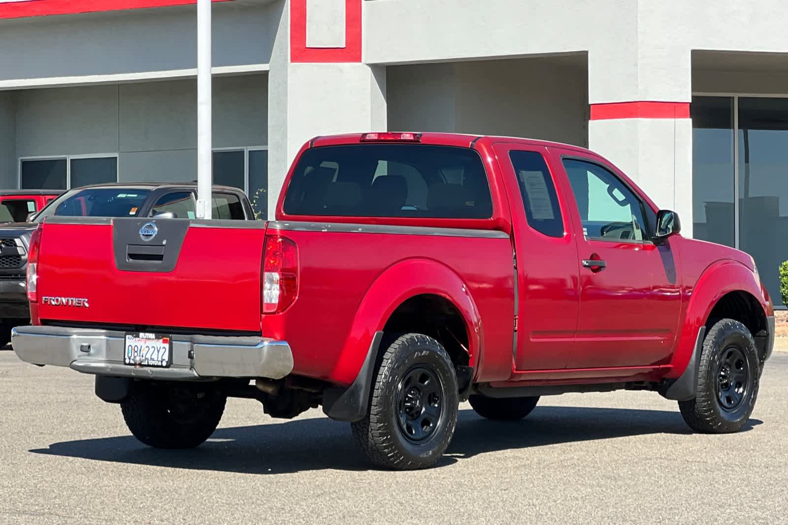 Used 2012 Nissan Frontier S RWD image 2
