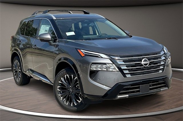 New 2026 Nissan Rogue Platinum w/ Platinum Premium Package image 2