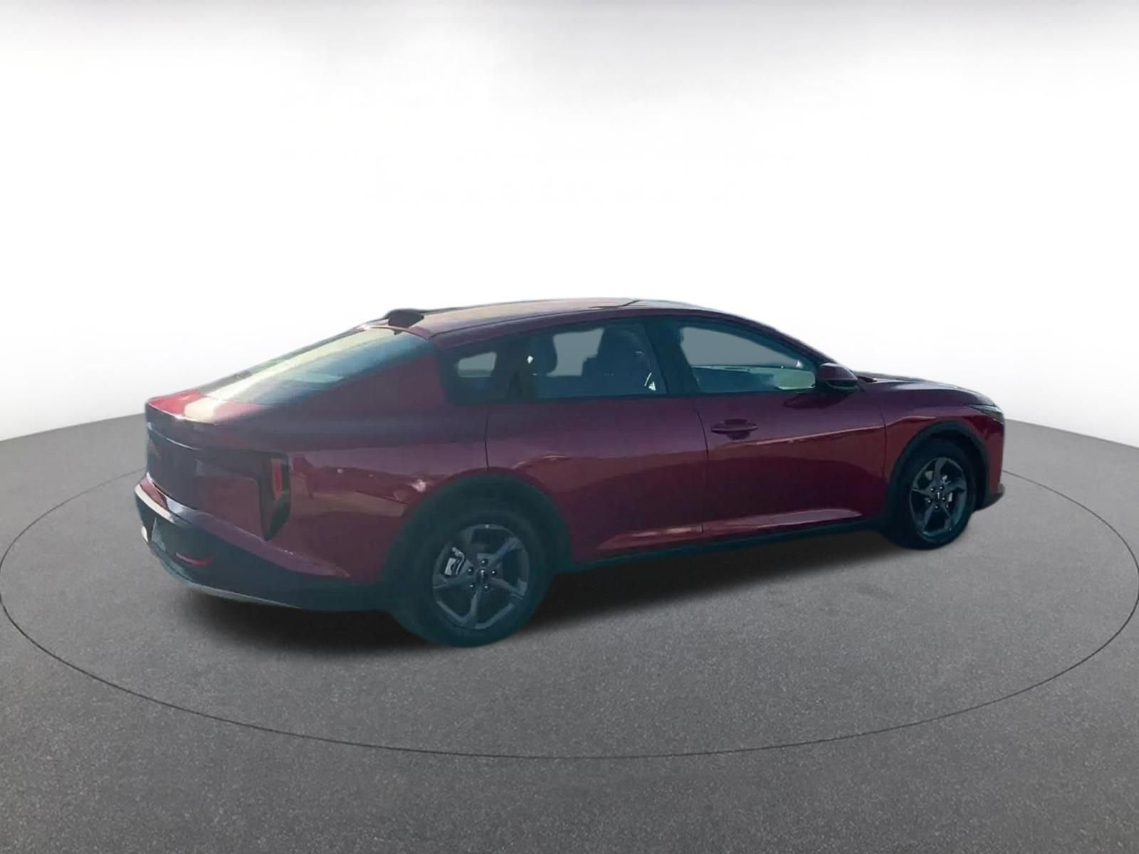 Used 2025 Kia K4 LXS image 15