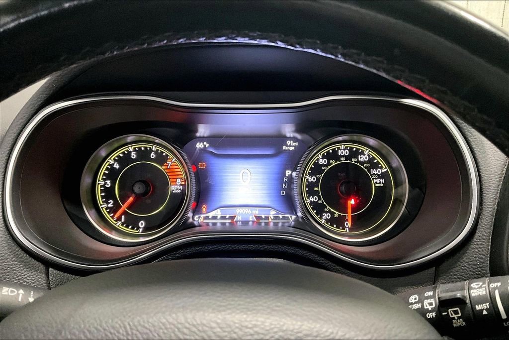 Used 2019 Jeep Cherokee Trailhawk w/ Cold Weather Group image 13