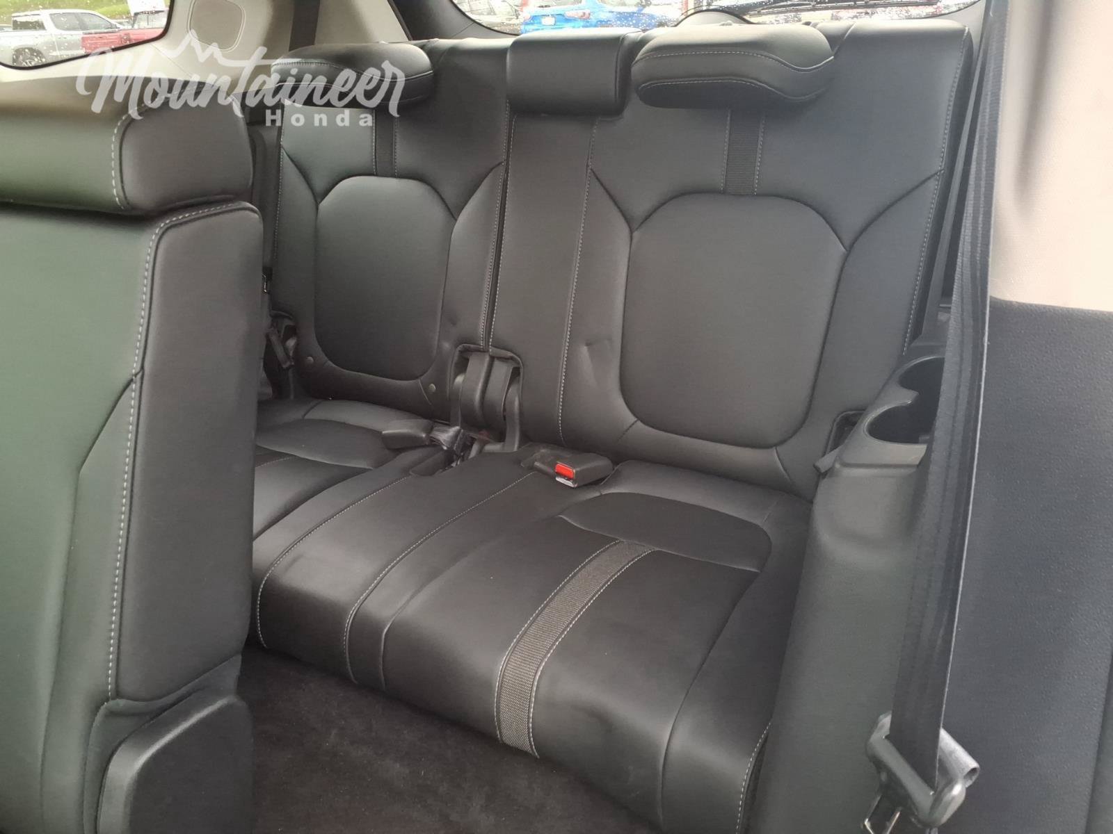 Used 2023 Honda Pilot Touring image 17