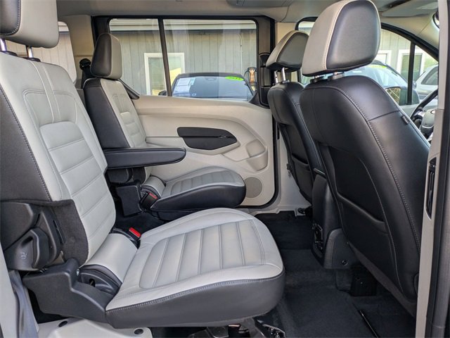 Used 2019 Ford Transit Connect XLT w/ XLT Premium Package image 30