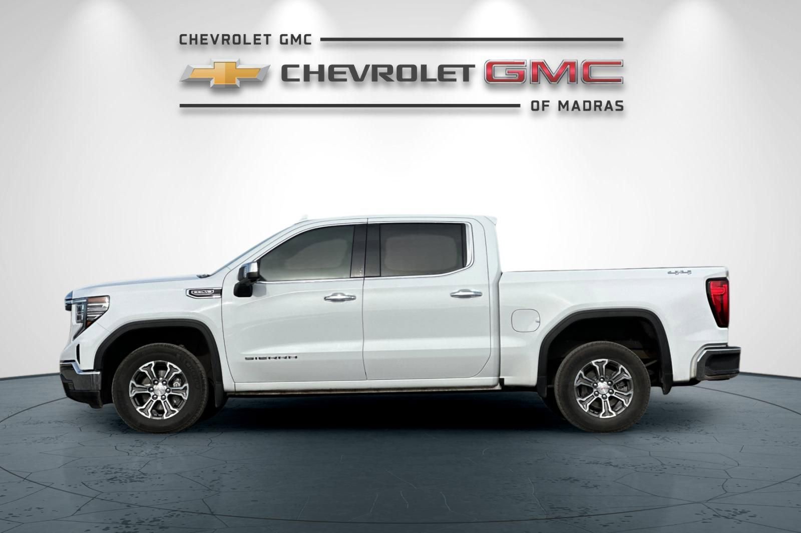 Used 2025 GMC Sierra 1500 SLT image 6