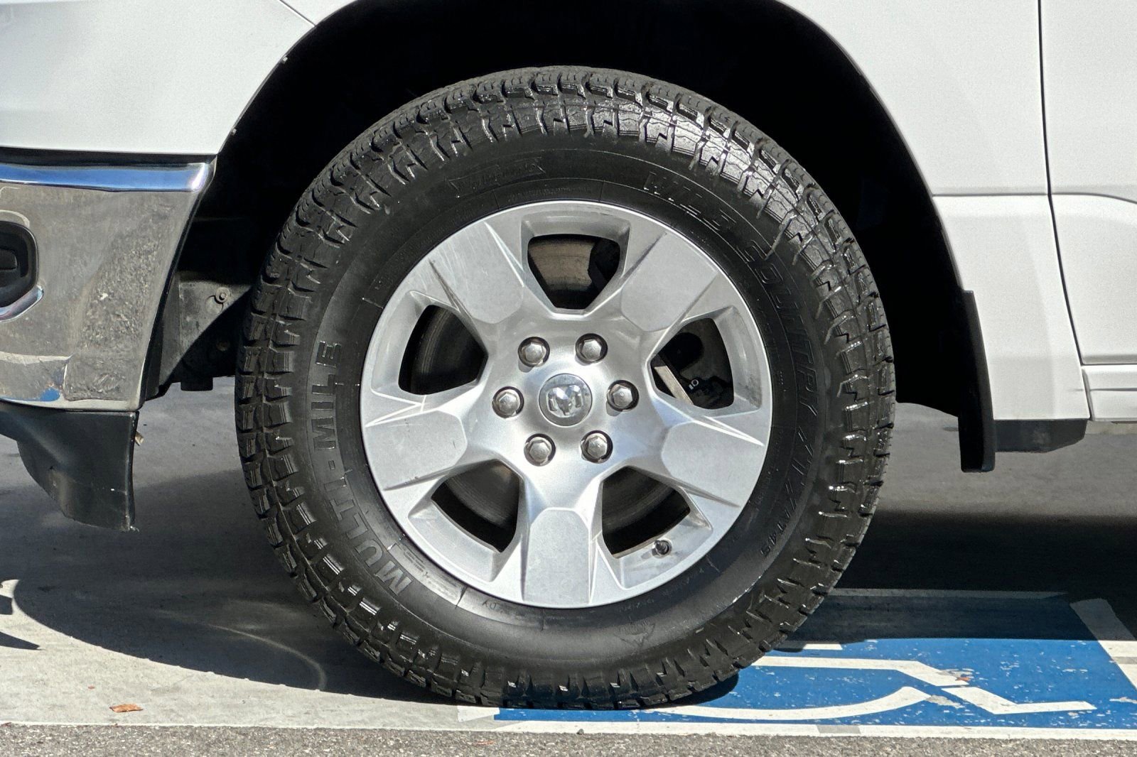 Used 2020 RAM 1500 Big Horn AWD/4WD image 25