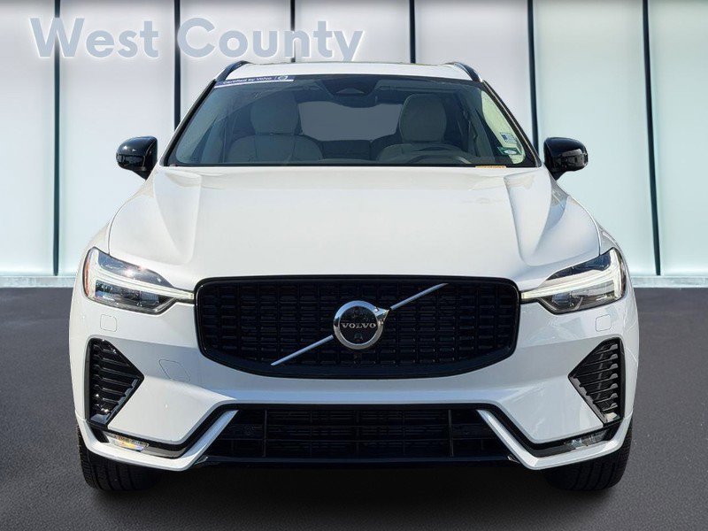 Certified 2023 Volvo XC60 B5 Plus w/ Climate Package AWD/4WD image 10