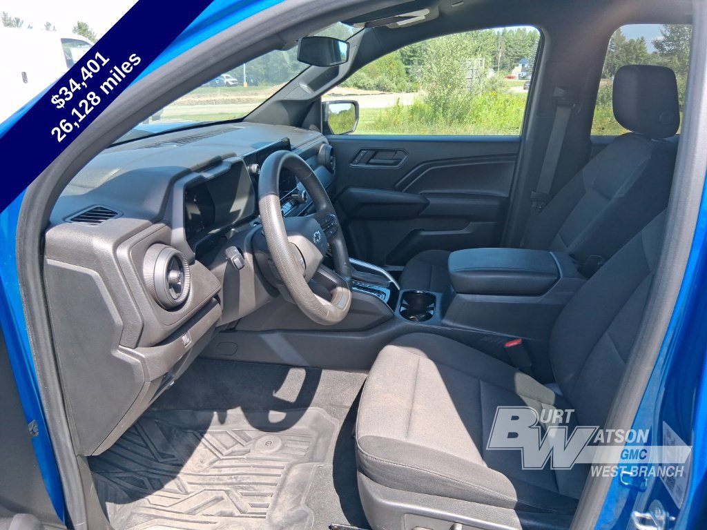 Used 2023 Chevrolet Colorado Trail Boss w/ LPO, Dark Essentials Package AWD/4WD image 26