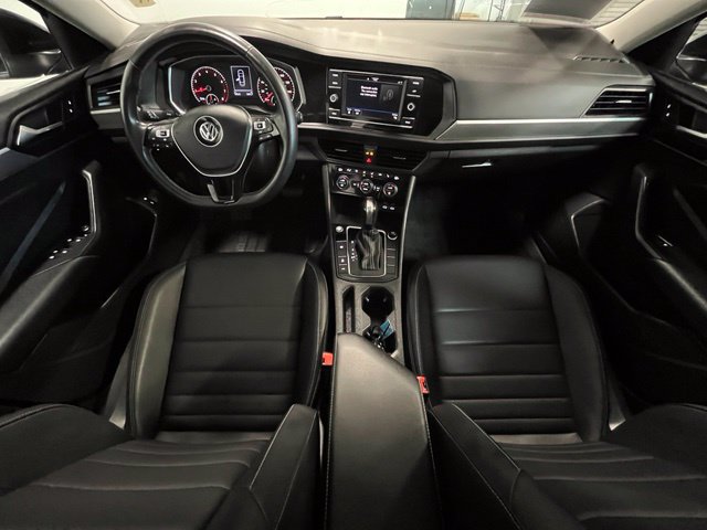 Used 2021 Volkswagen Jetta SE FWD image 17