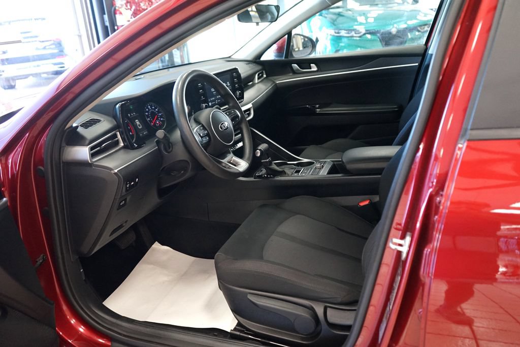 Used 2021 Kia K5 LX FWD image 25