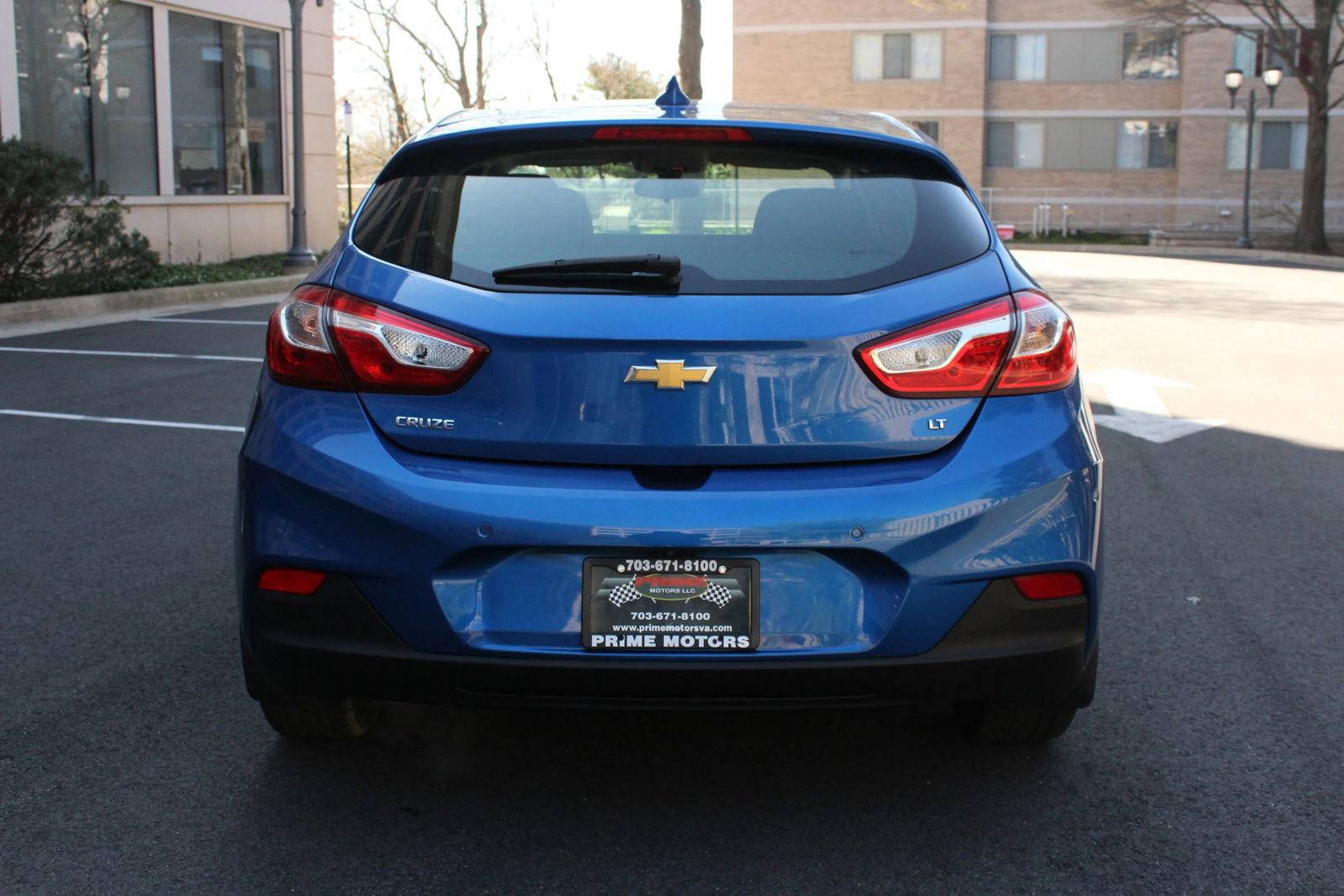 Used 2018 Chevrolet Cruze LT w/ Convenience Package FWD image 8