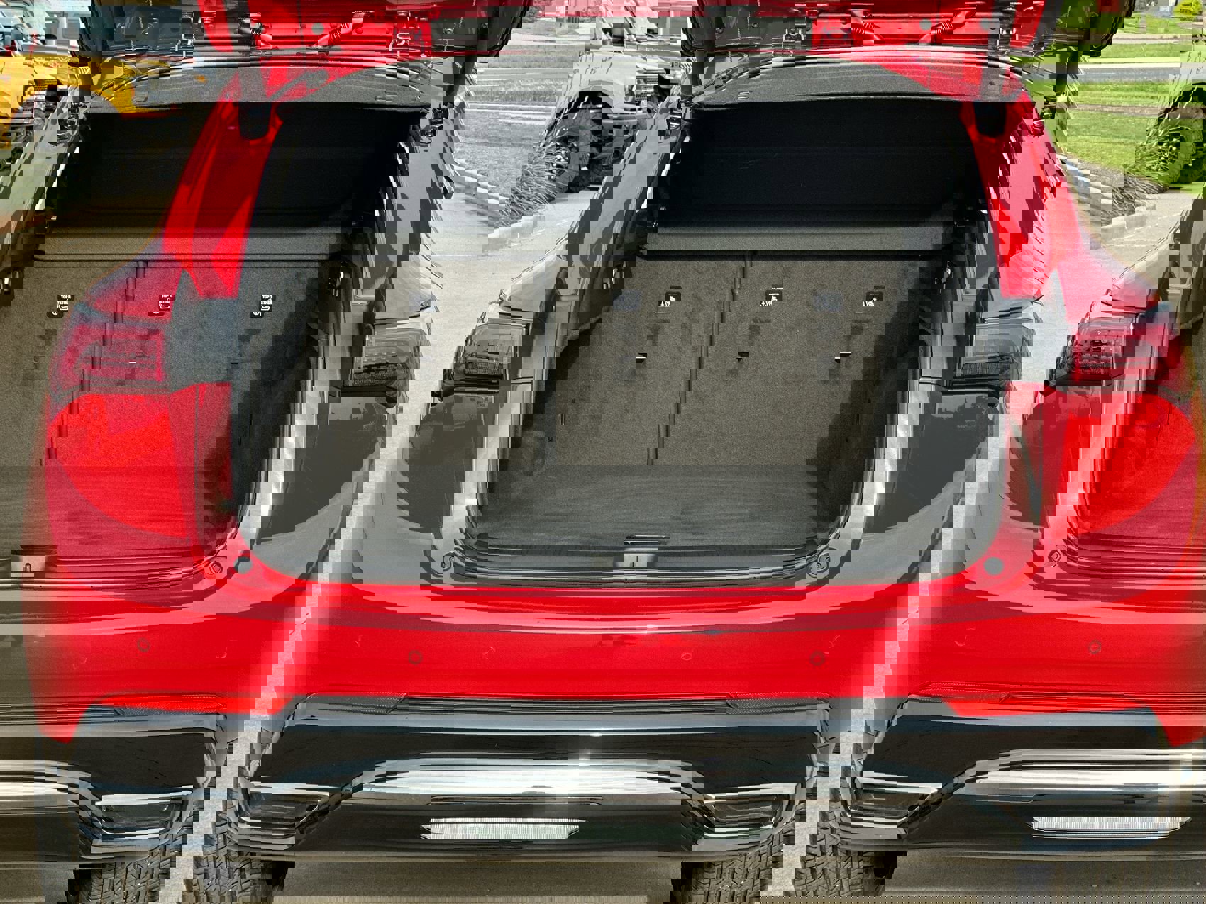 Used 2025 Buick Envision Sport Touring AWD/4WD image 24