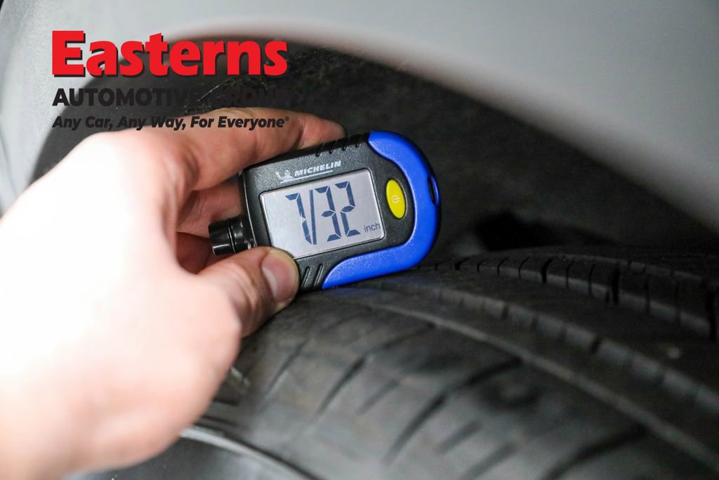 Used 2021 Ford Escape SE image 24