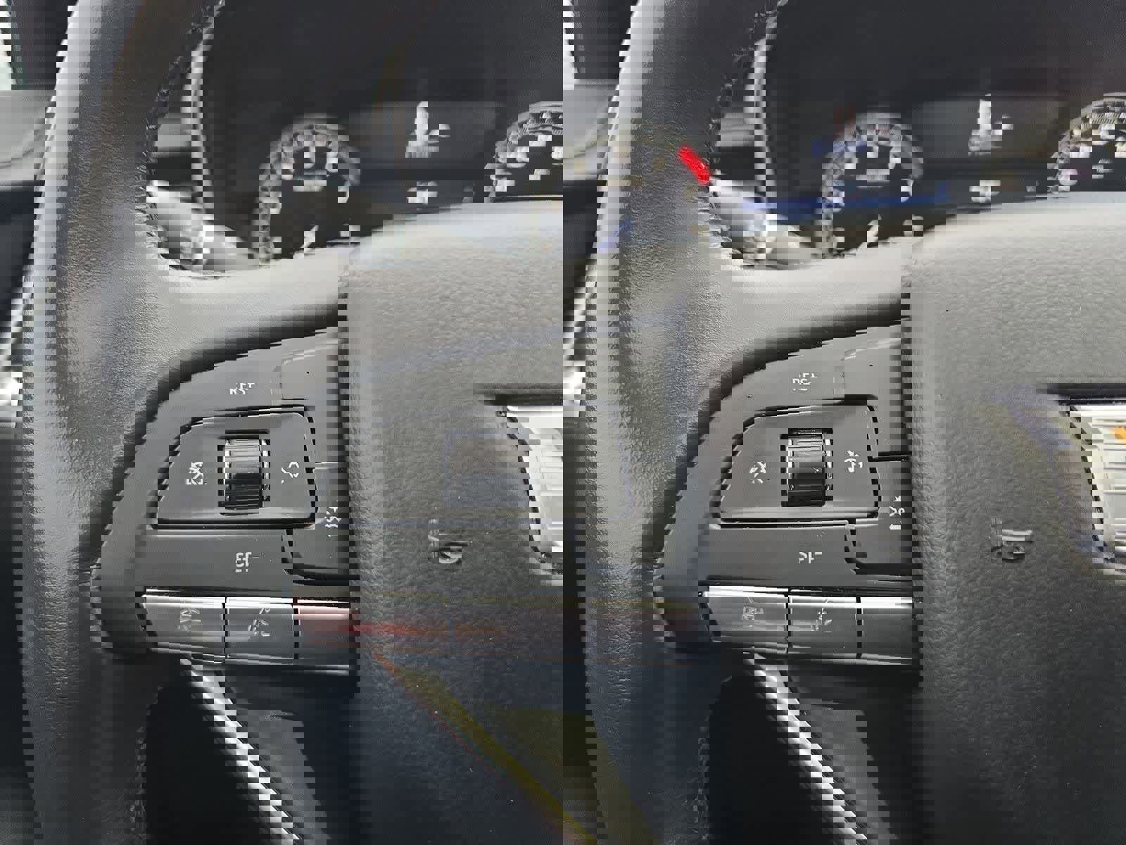 Used 2024 Cadillac XT6 Luxury w/ LPO, Floor Liner Package AWD/4WD image 23