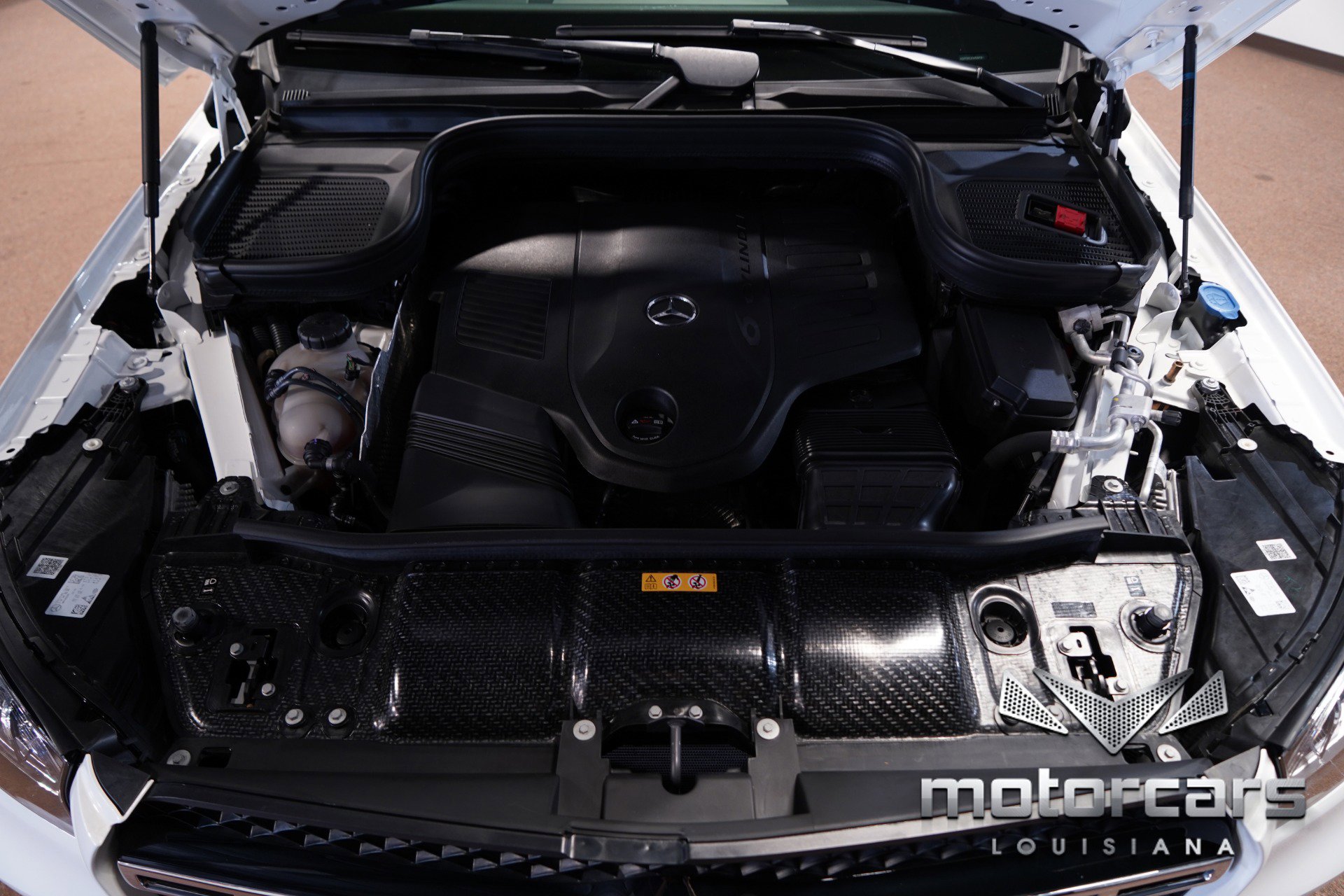 Used 2023 Mercedes-Benz GLS 450 4MATIC w/ AMG Line Exterior image 23