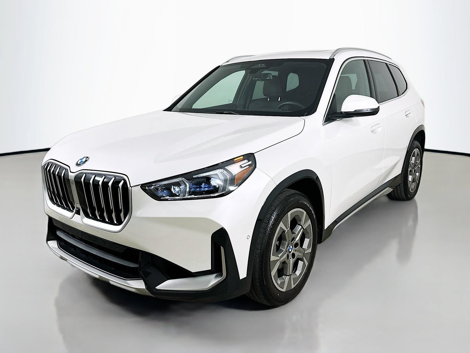 Used 2025 BMW X1 xDrive28i AWD/4WD video 1