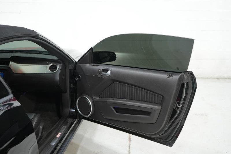 Used 2012 Ford Mustang Shelby GT500 w/ SVT Performance Pkg image 25