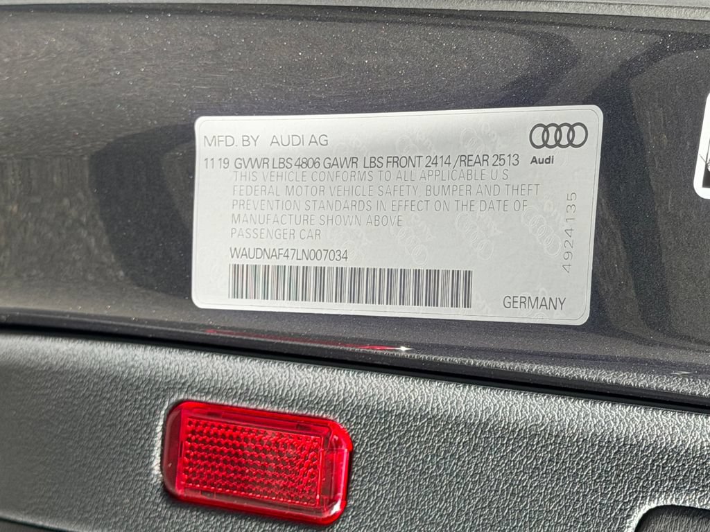 Used 2020 Audi A4 2.0T Premium w/ Convenience Package AWD/4WD image 29