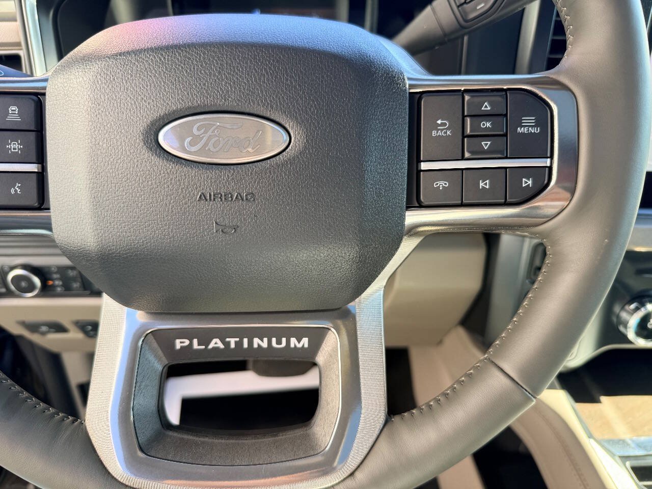 Used 2027 Ford F450 Platinum w/ Platinum Plus Package AWD/4WD image 26