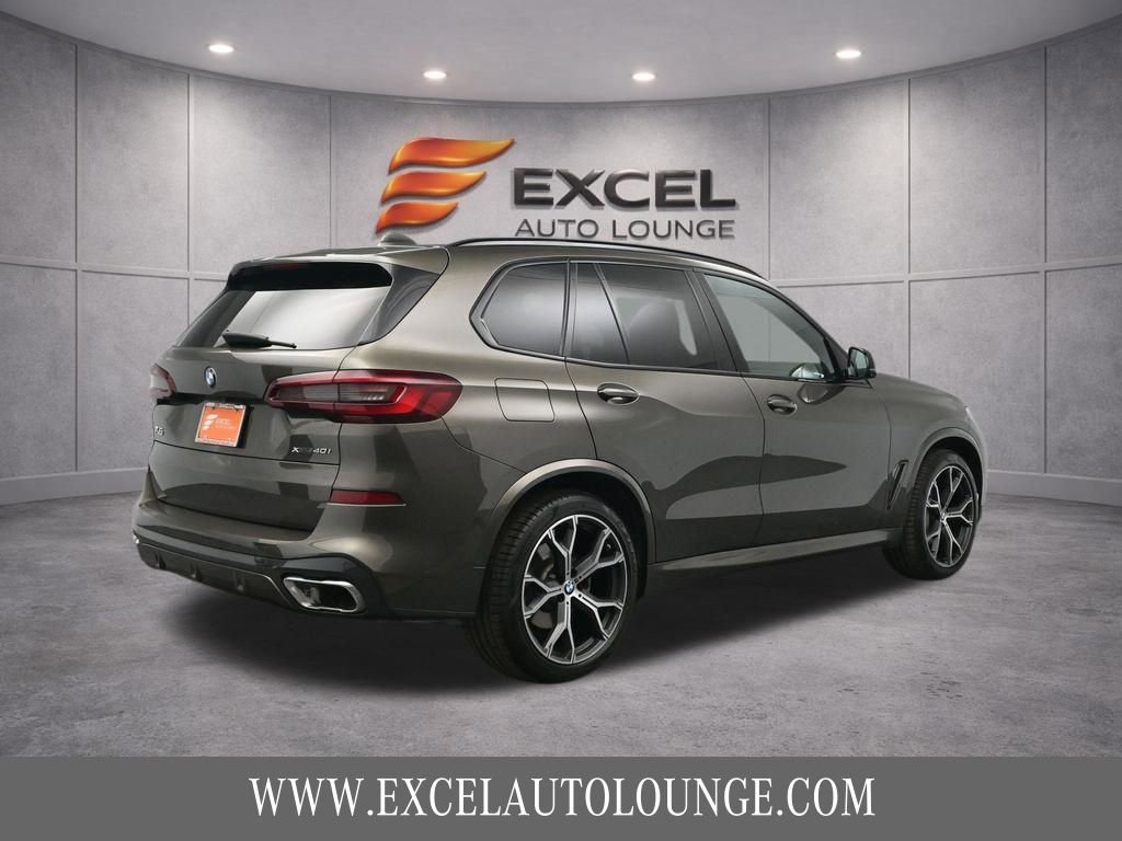 Used 2022 BMW X5 xDrive40i w/ M Sport Package image 9