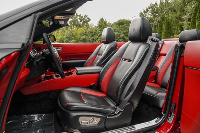 Used 2016 Rolls-Royce Dawn RWD image 33