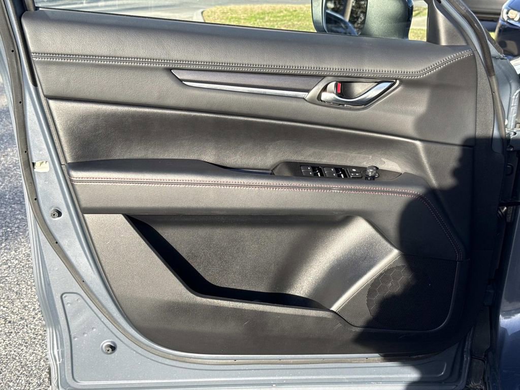 Certified 2022 MAZDA CX-5 Carbon Edition image 25