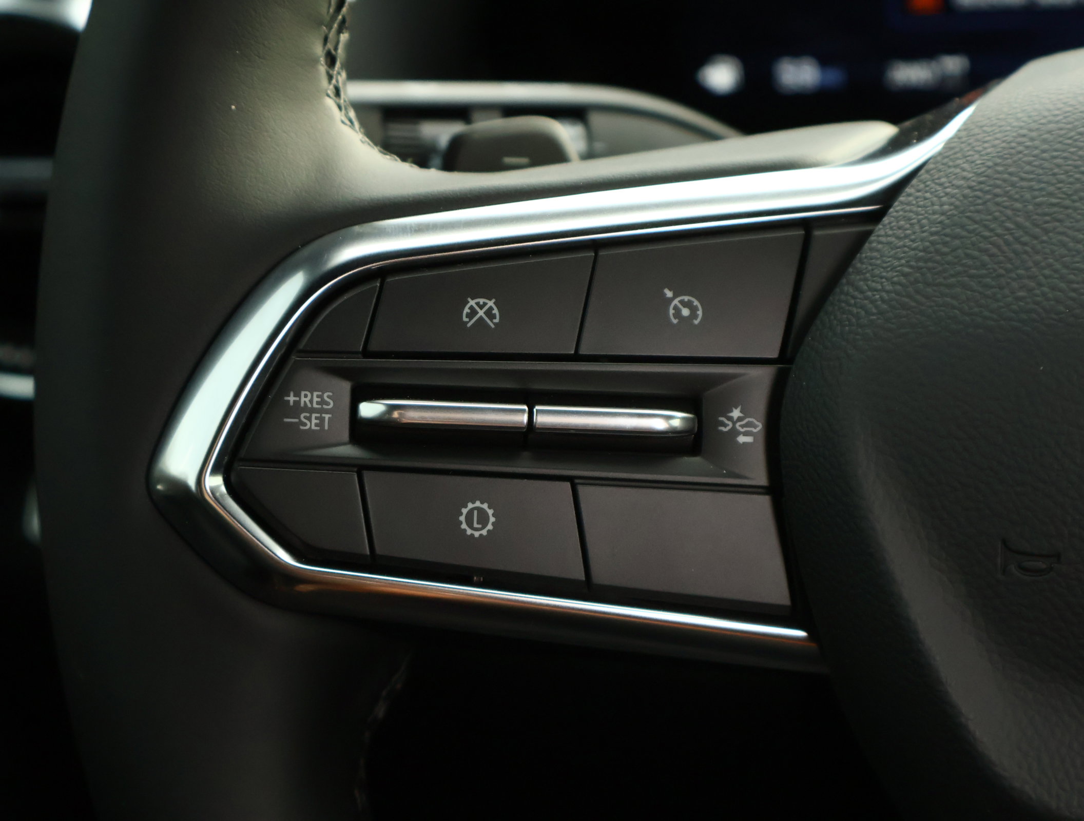 New 2026 Chevrolet Equinox LT w/ Midnight Edition image 13