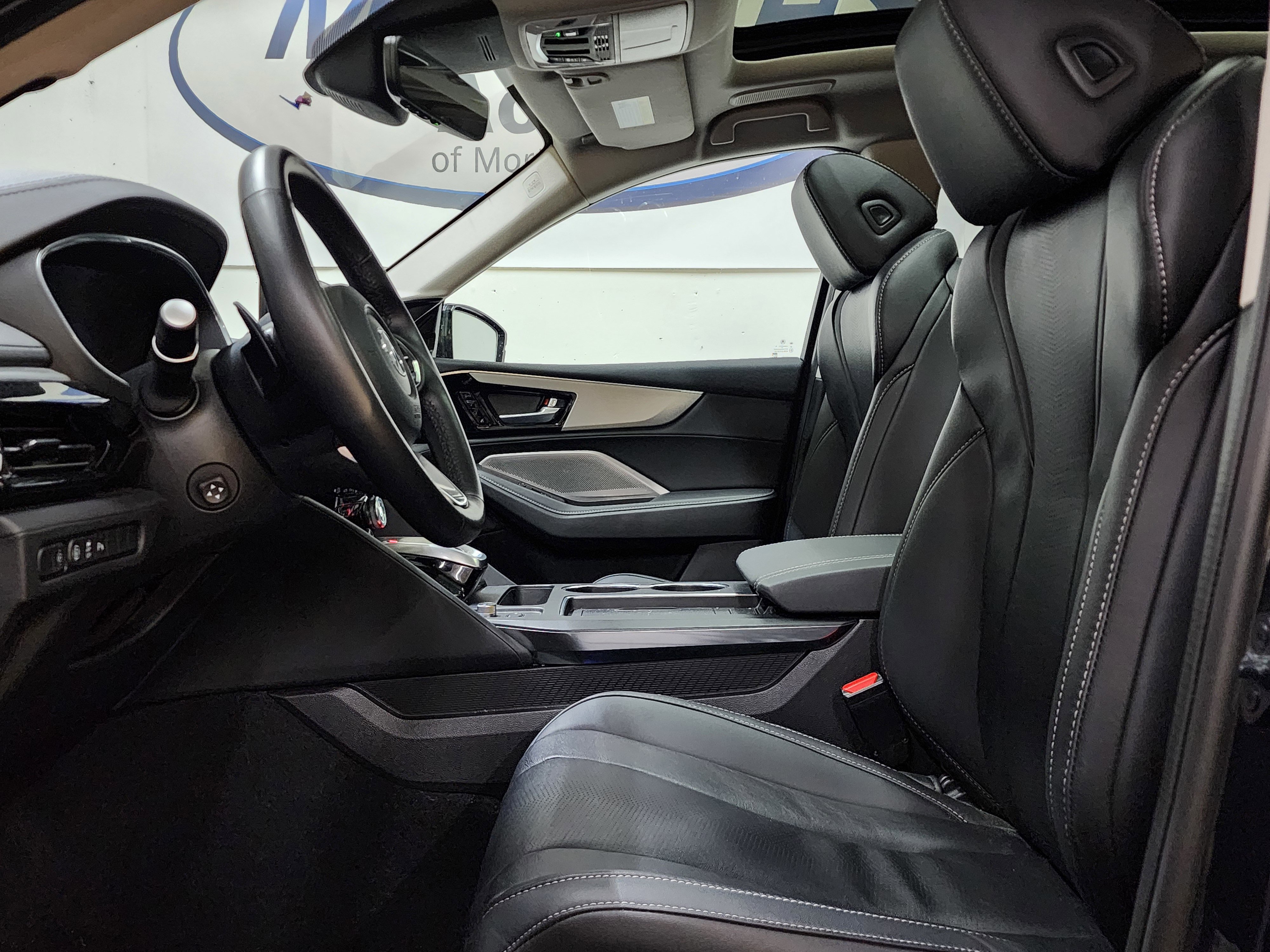 Certified 2025 Acura MDX SH-AWD w/ Technology Package image 14
