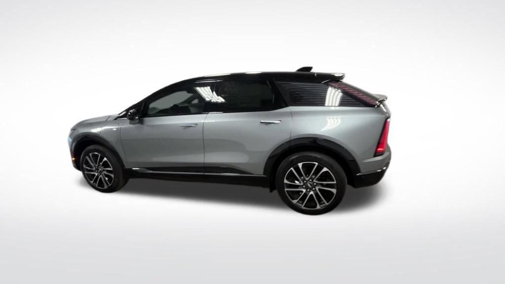 New 2026 Cadillac Optiq Sport 1 image 42