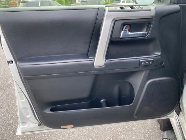 Used 2020 Toyota 4Runner Limited AWD/4WD image 11