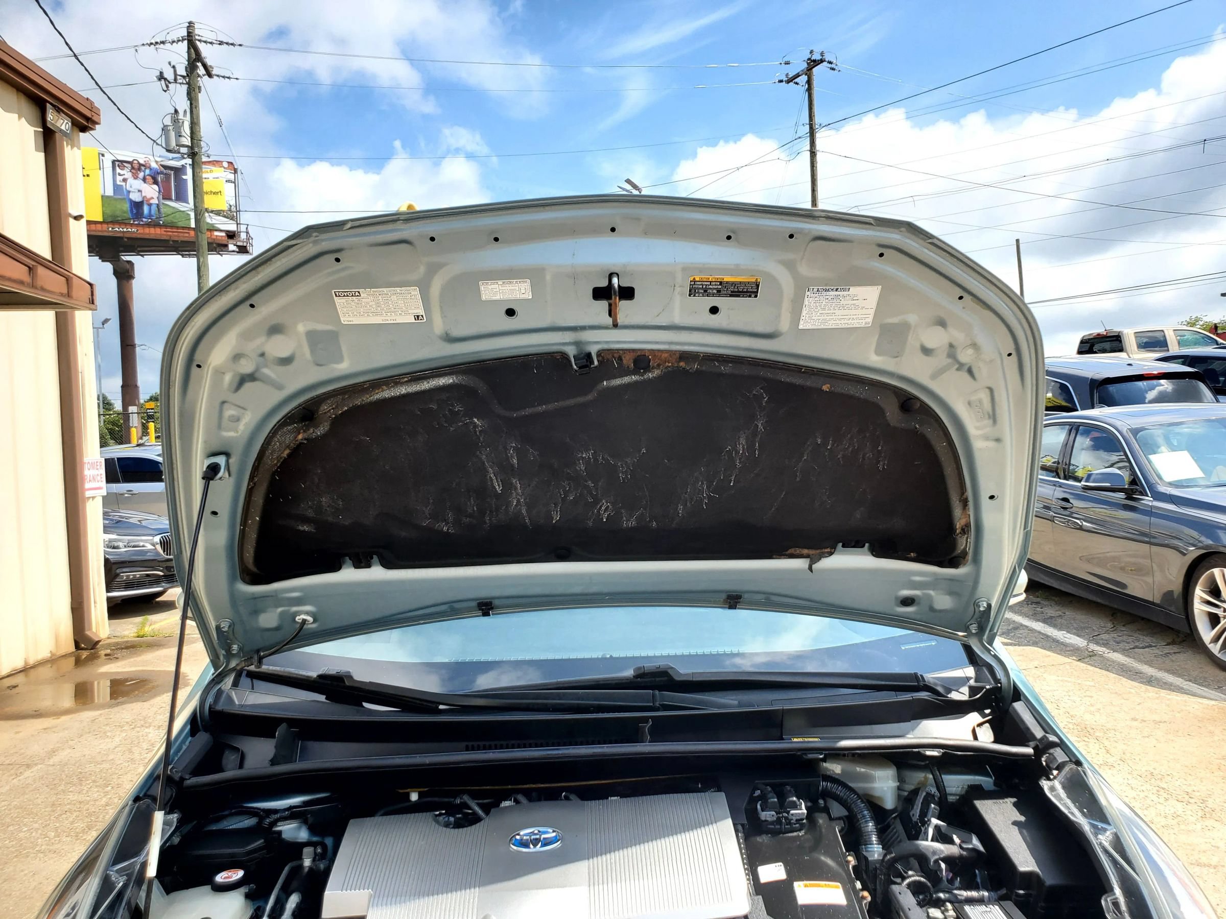 Used 2017 Toyota Prius Three w/ Carpet Mat Package FWD image 55