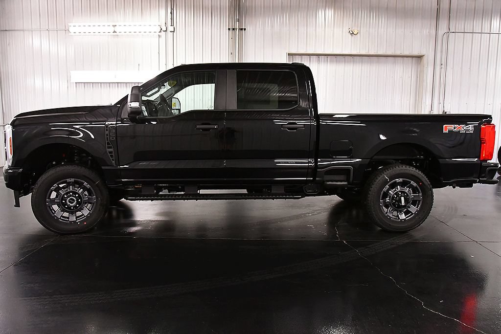 New 2026 Ford F350 XL w/ STX Appearance Package AWD/4WD image 4