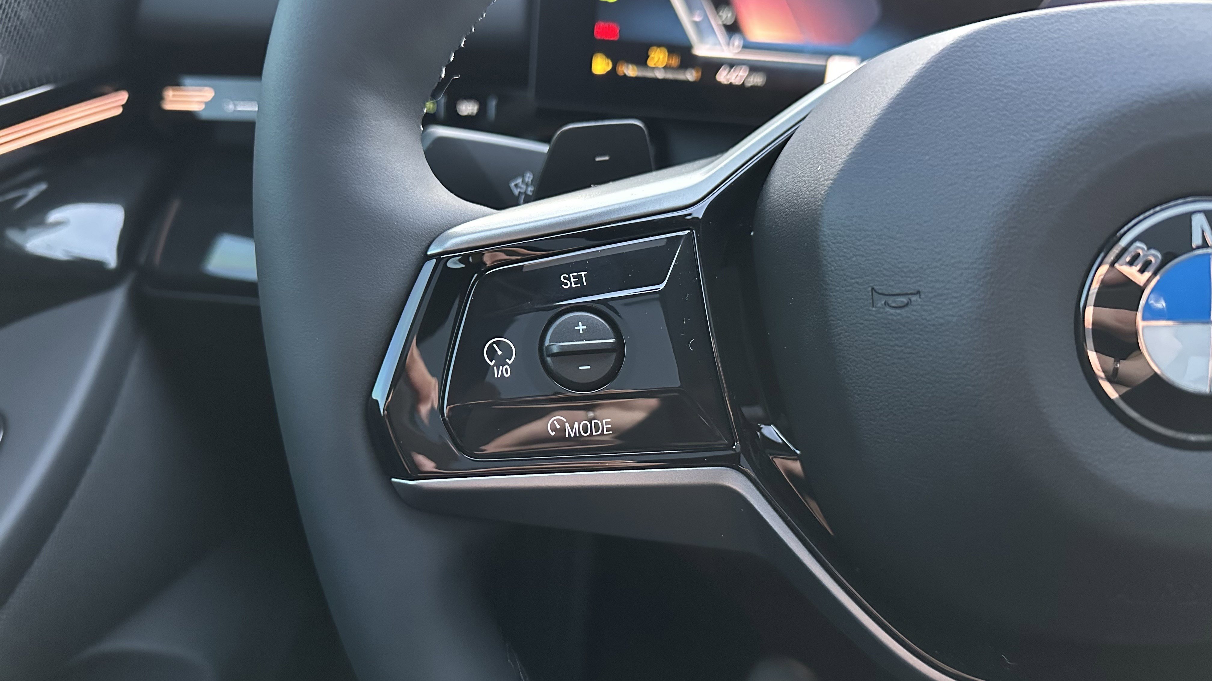 Used 2026 BMW 530i xDrive w/ Premium Package image 18