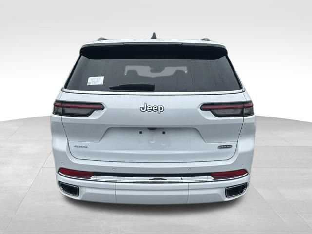 New 2025 Jeep Grand Cherokee L Overland AWD/4WD image 5