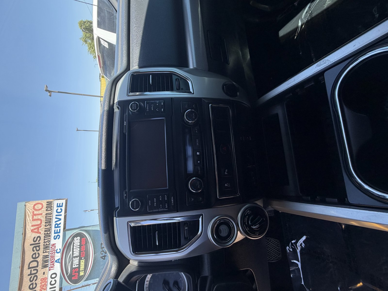 Used 2016 Nissan Titan PRO-4X AWD/4WD image 12