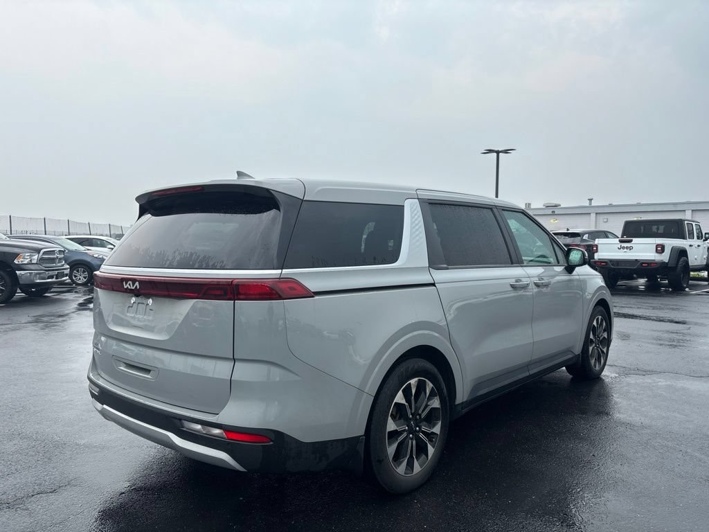 Certified 2024 Kia Carnival EX FWD video 2