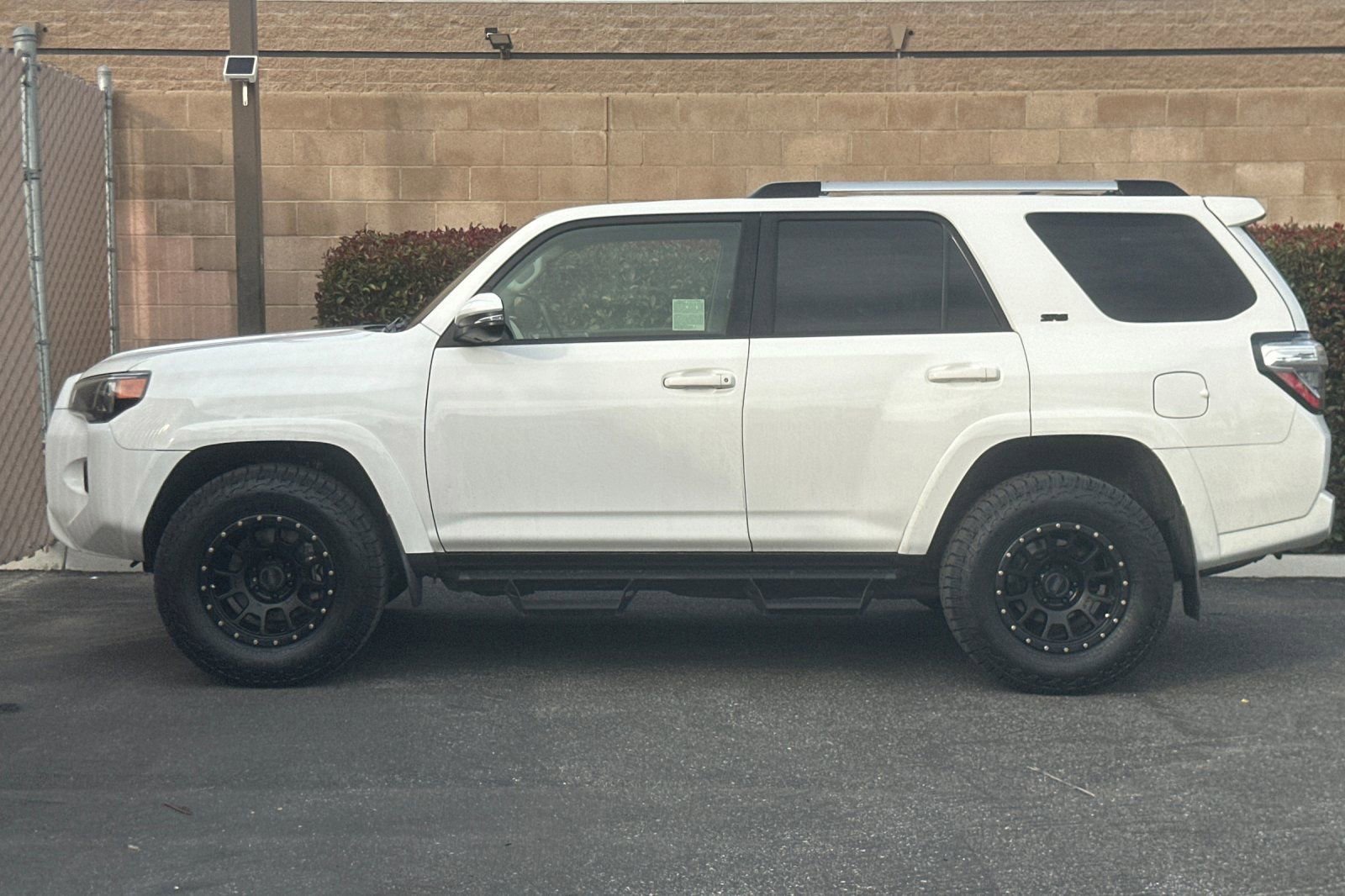 Used 2020 Toyota 4Runner SR5 Premium image 7