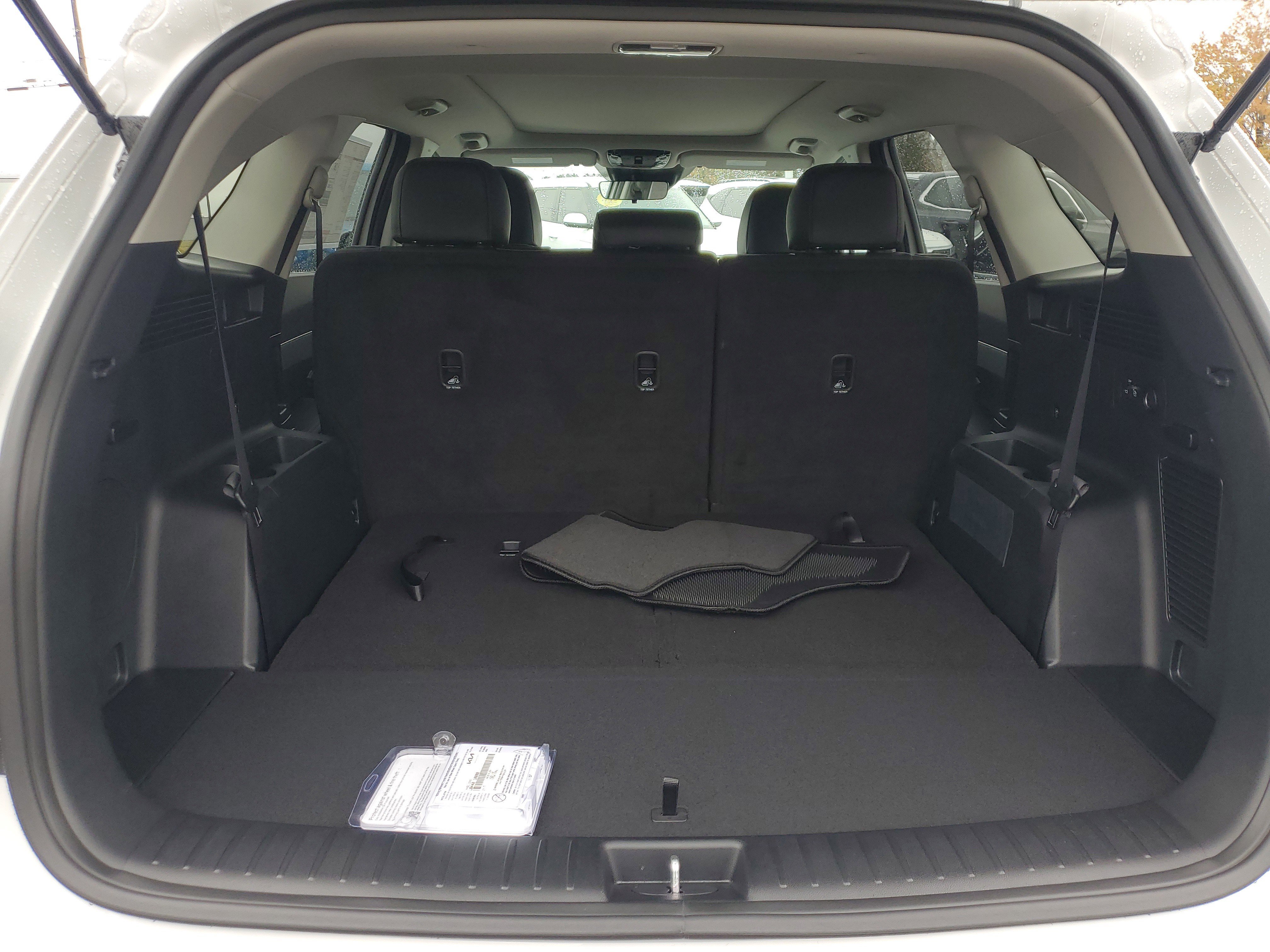 New 2026 Kia Sorento S w/ S Panoramic Sunroof Package image 8