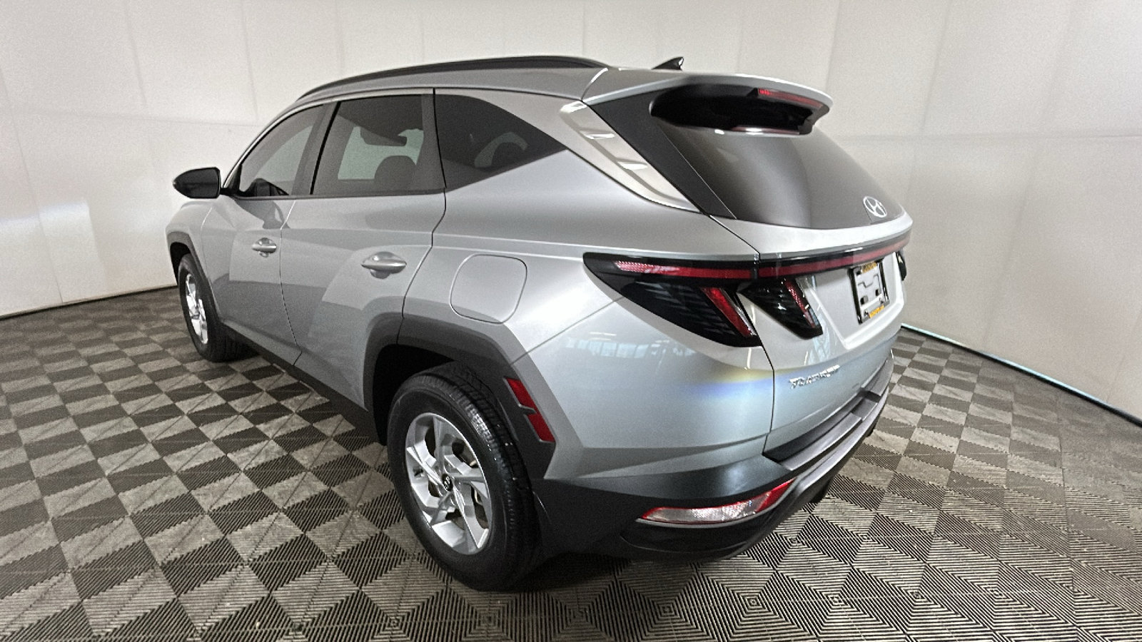 Used 2023 Hyundai Tucson SEL AWD/4WD image 5