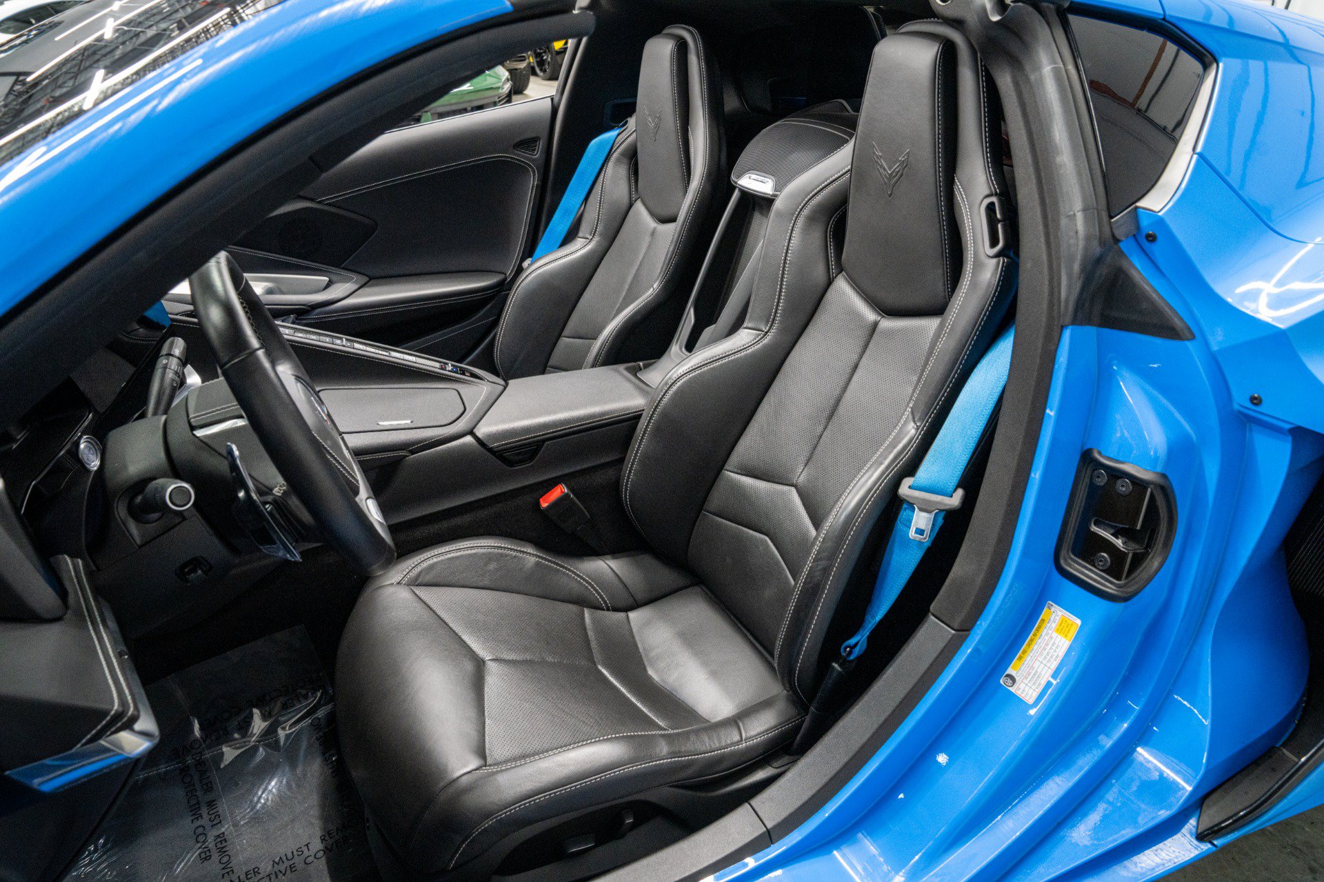 Used 2025 Chevrolet Corvette Z06 RWD image 24