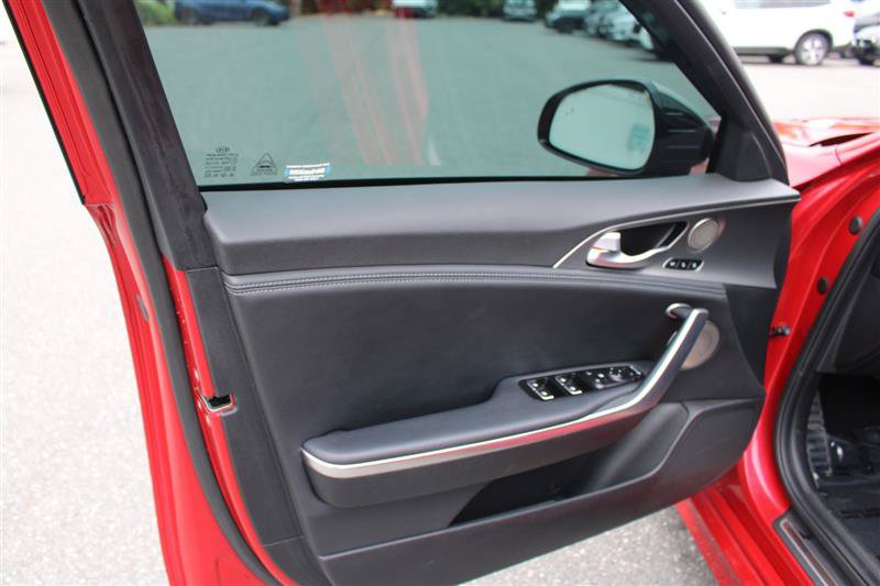 Used 2021 Kia Stinger GT2 RWD image 10