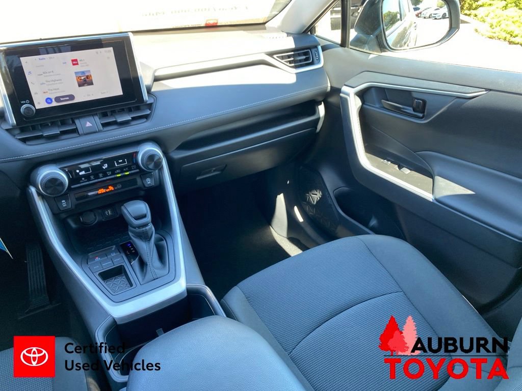 Certified 2025 Toyota RAV4 LE FWD image 25